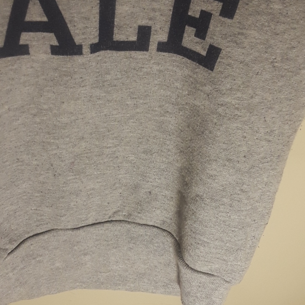 Yale gray sweater no size tag - Picture 7 of 12